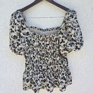 Sugarlips Floral Smocked Puff Sleeve Peplum Top – Black & Cream
